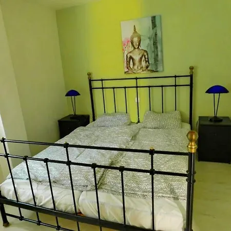 Beautiful 2 Bedroom Near Puerto Rico アパート